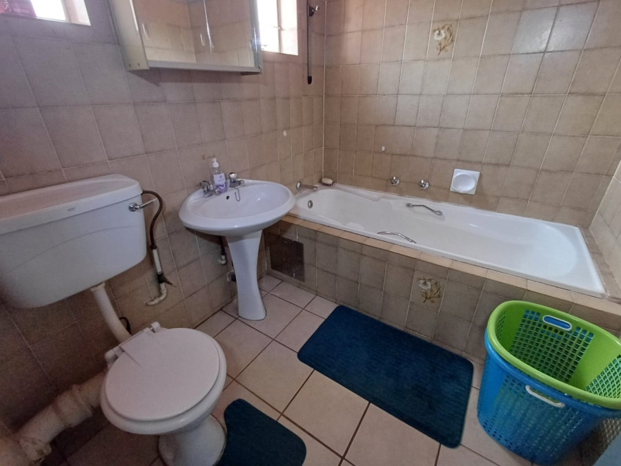 3 Bedroom Property for Sale in Wierda Park Gauteng