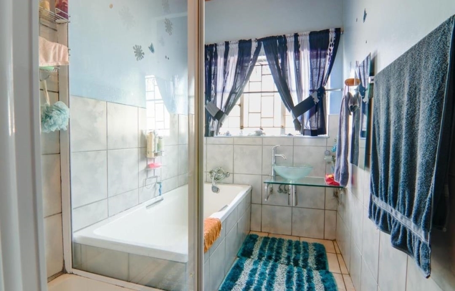 4 Bedroom Property for Sale in Wonderboom South Gauteng