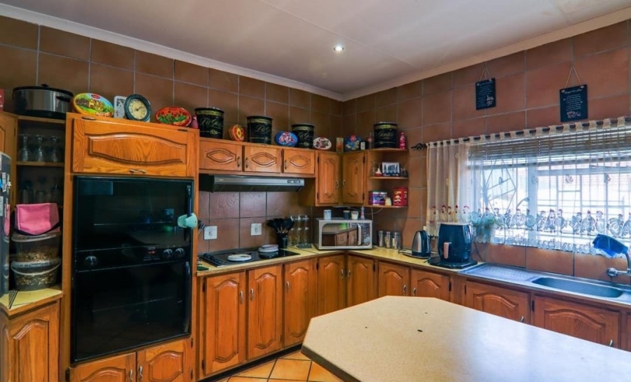 4 Bedroom Property for Sale in Wonderboom South Gauteng