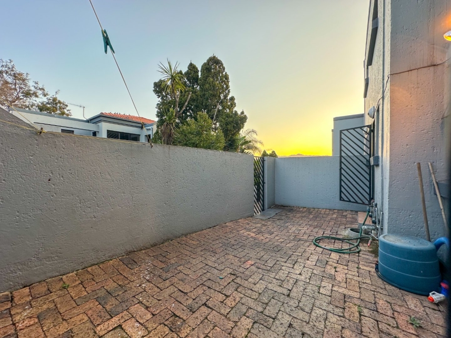 To Let 2 Bedroom Property for Rent in Bassonia Gauteng