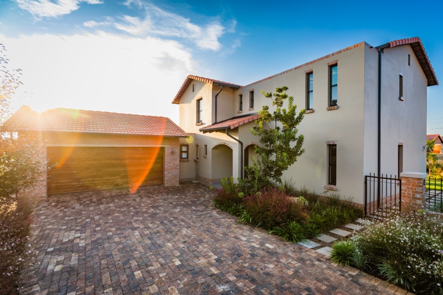  Bedroom Property for Sale in Avianto Estates Gauteng