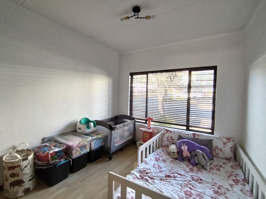 1 Bedroom Property for Sale in Acacia Gauteng