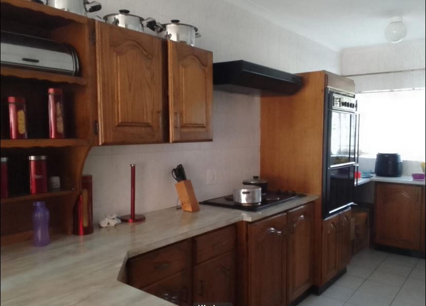 3 Bedroom Property for Sale in Birchleigh North Gauteng