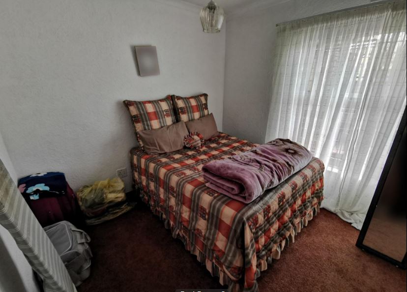 3 Bedroom Property for Sale in Birchleigh North Gauteng
