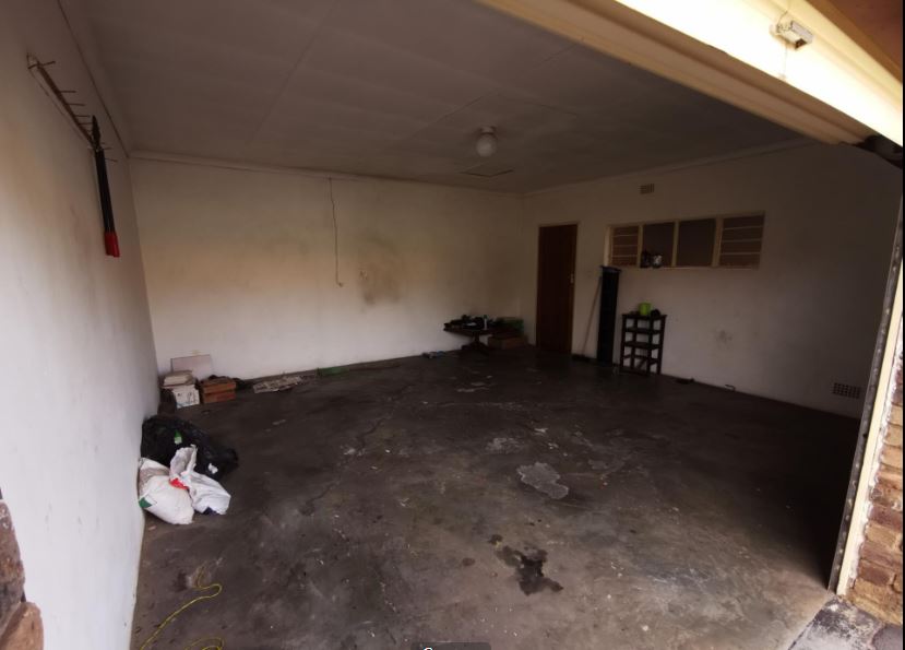 3 Bedroom Property for Sale in Birchleigh North Gauteng