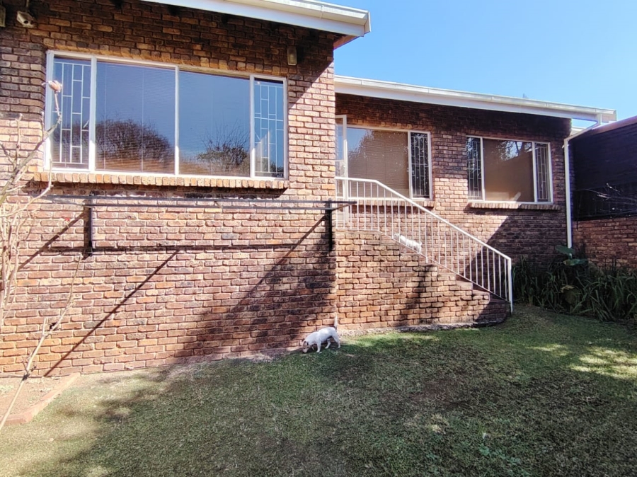 To Let 3 Bedroom Property for Rent in Hennopspark Gauteng