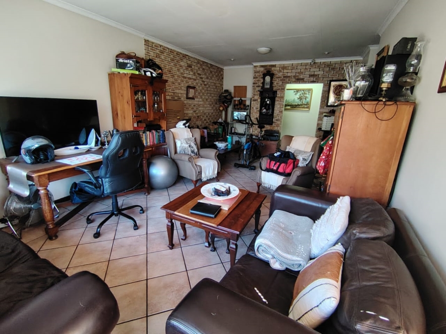 To Let 3 Bedroom Property for Rent in Hennopspark Gauteng