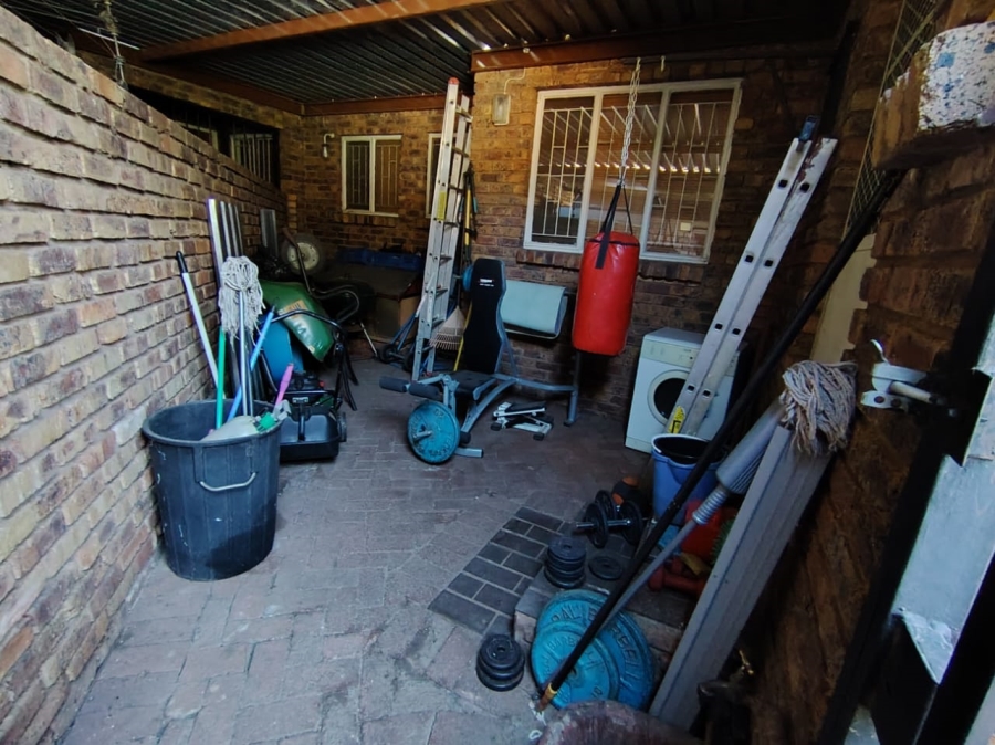 To Let 3 Bedroom Property for Rent in Hennopspark Gauteng