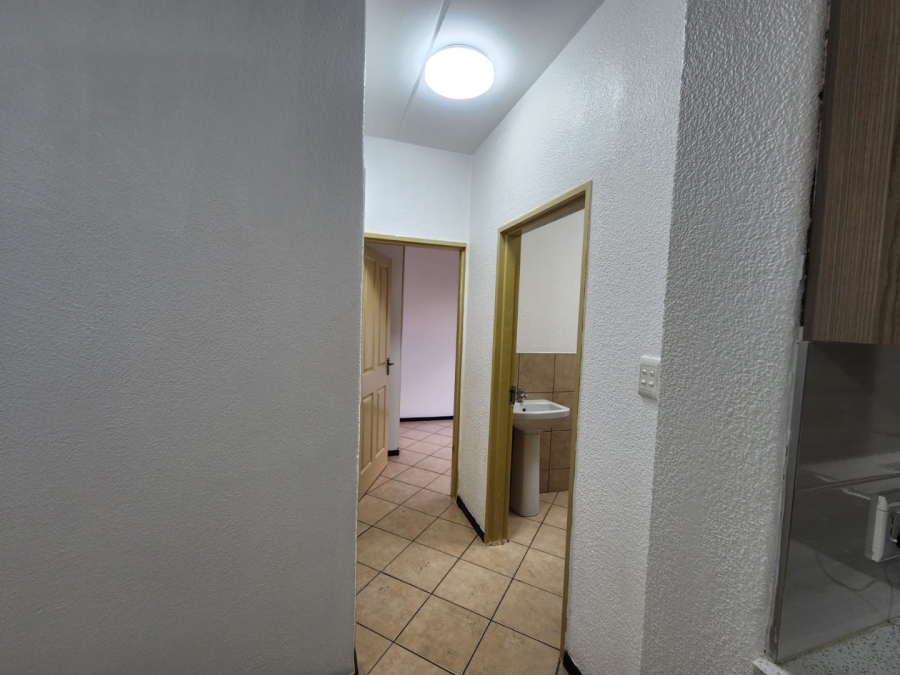 To Let 2 Bedroom Property for Rent in Albertsdal Gauteng
