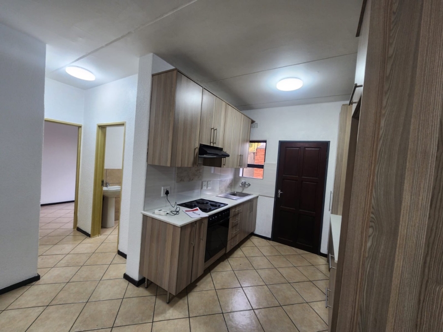 To Let 2 Bedroom Property for Rent in Albertsdal Gauteng