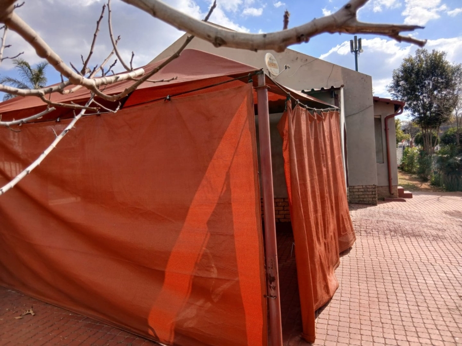  Bedroom Property for Sale in Elandspoort Gauteng