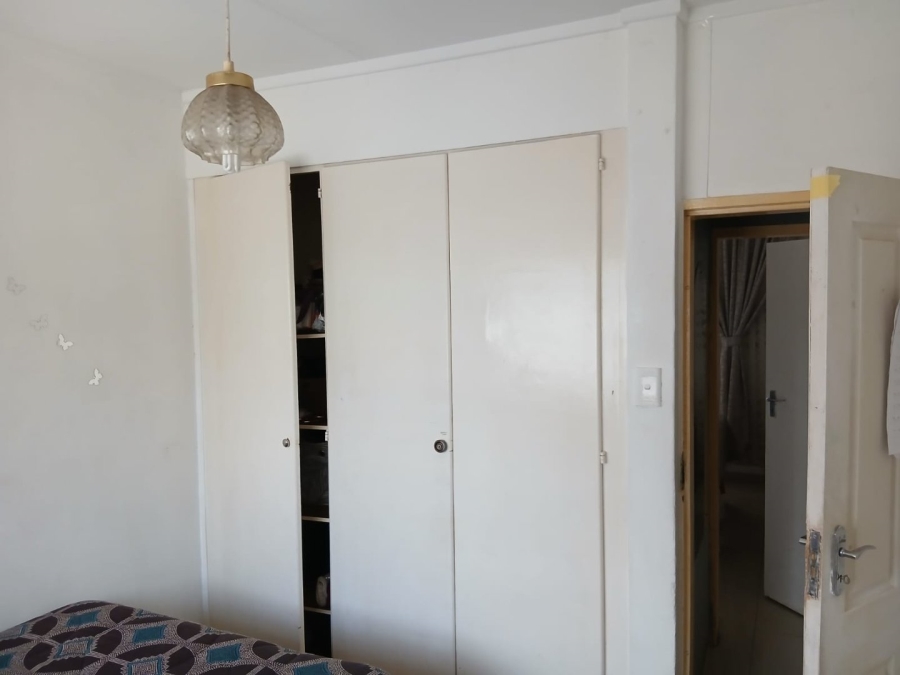  Bedroom Property for Sale in Elandspoort Gauteng