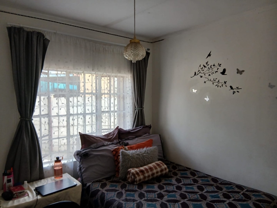  Bedroom Property for Sale in Elandspoort Gauteng