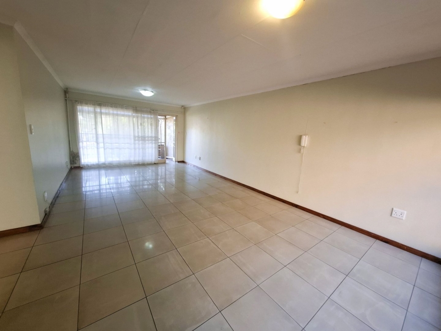 To Let 4 Bedroom Property for Rent in Faerie Glen Gauteng