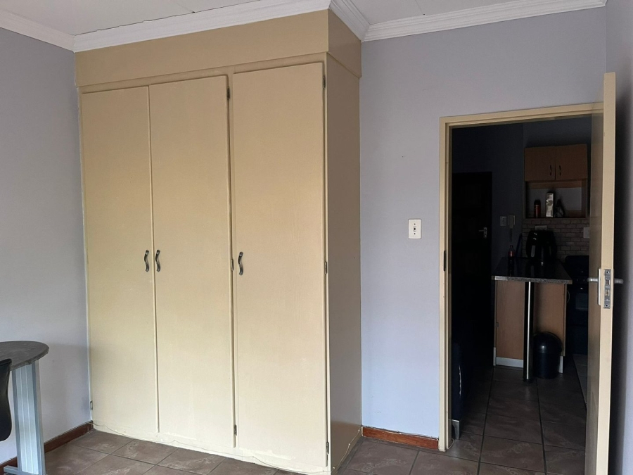  Bedroom Property for Sale in Hatfield Gauteng