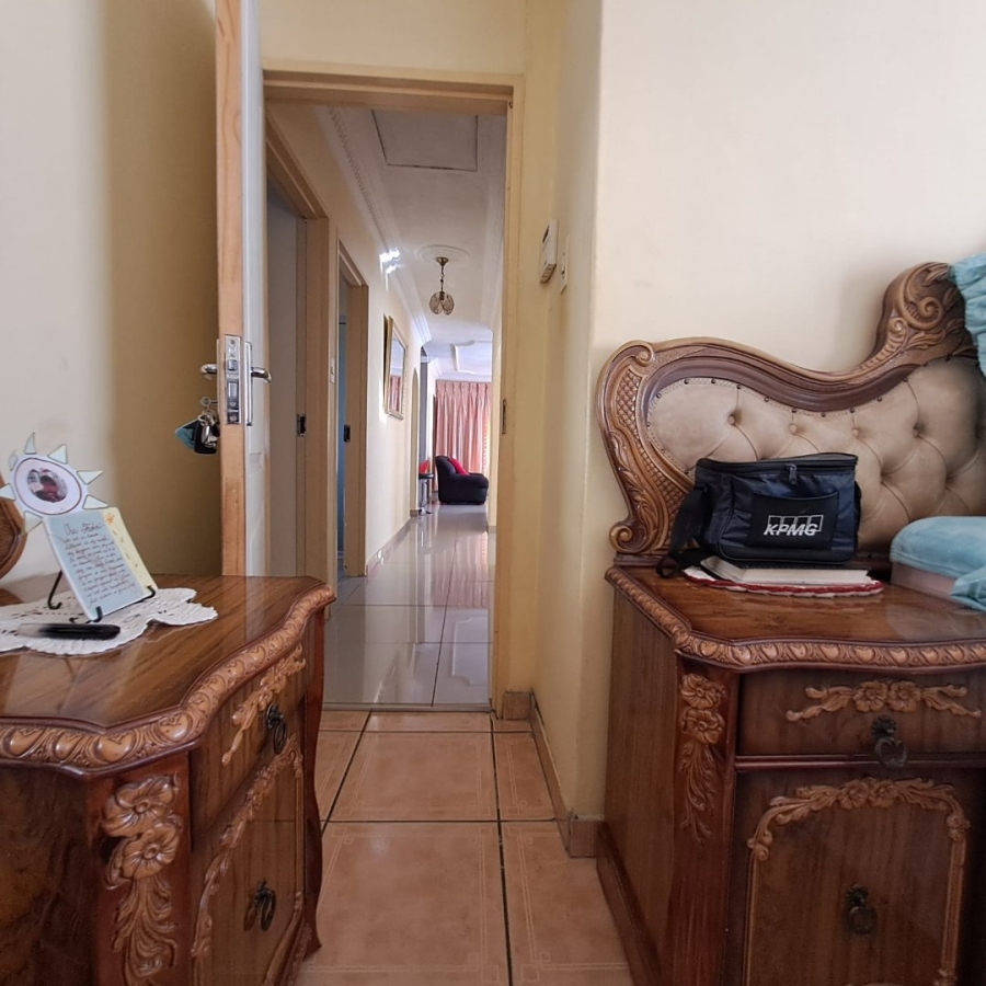 4 Bedroom Property for Sale in The Orchards Gauteng
