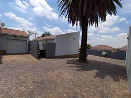 3 Bedroom Property for Sale in Elsburg Gauteng