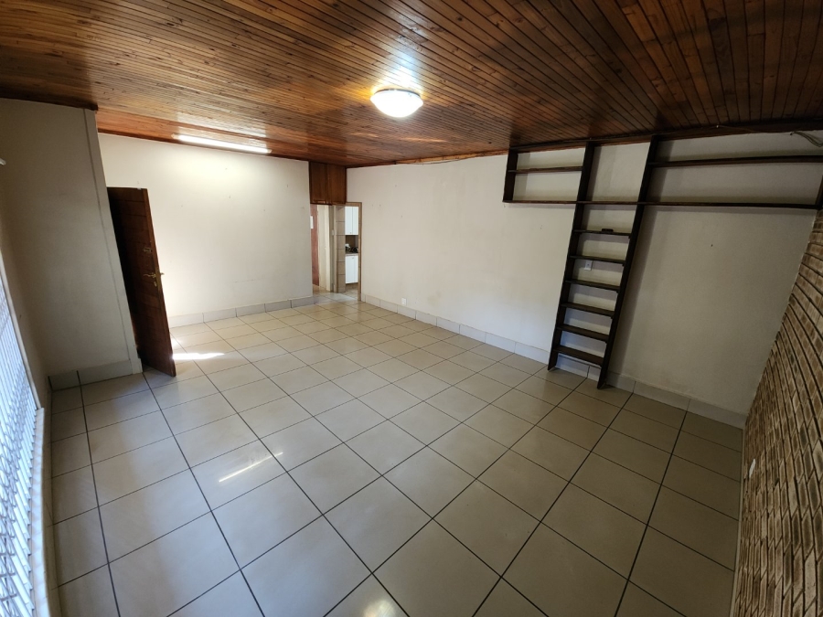 To Let 3 Bedroom Property for Rent in Wierda Park Gauteng