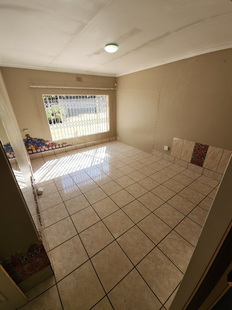 To Let 3 Bedroom Property for Rent in Wierda Park Gauteng