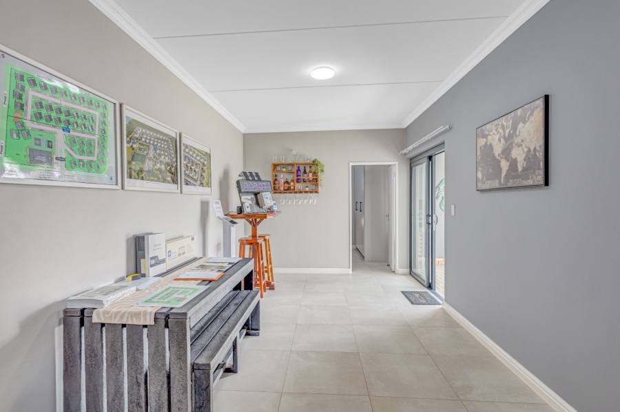 To Let 3 Bedroom Property for Rent in Glen Austin Gauteng