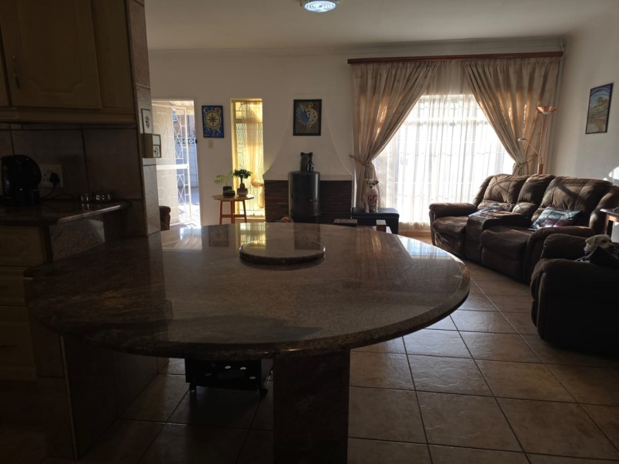 3 Bedroom Property for Sale in Marlands Gauteng