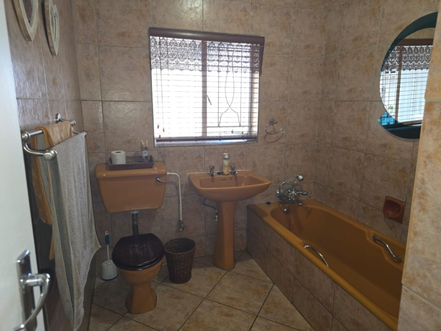 3 Bedroom Property for Sale in Marlands Gauteng