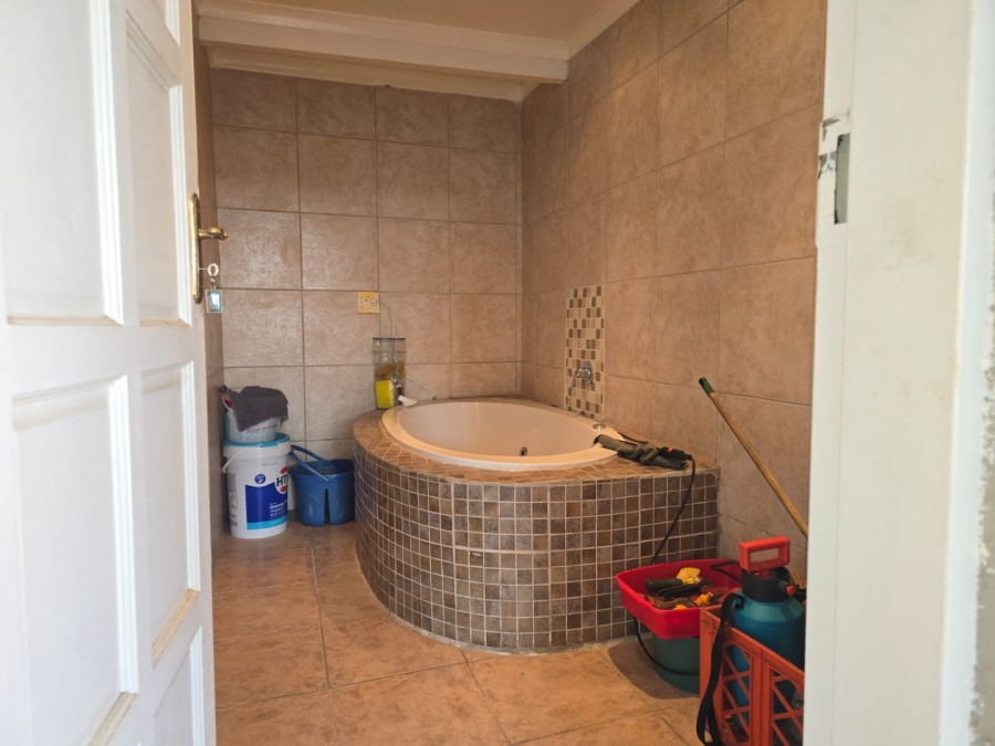 3 Bedroom Property for Sale in Marlands Gauteng