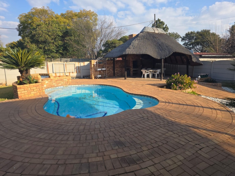3 Bedroom Property for Sale in Marlands Gauteng