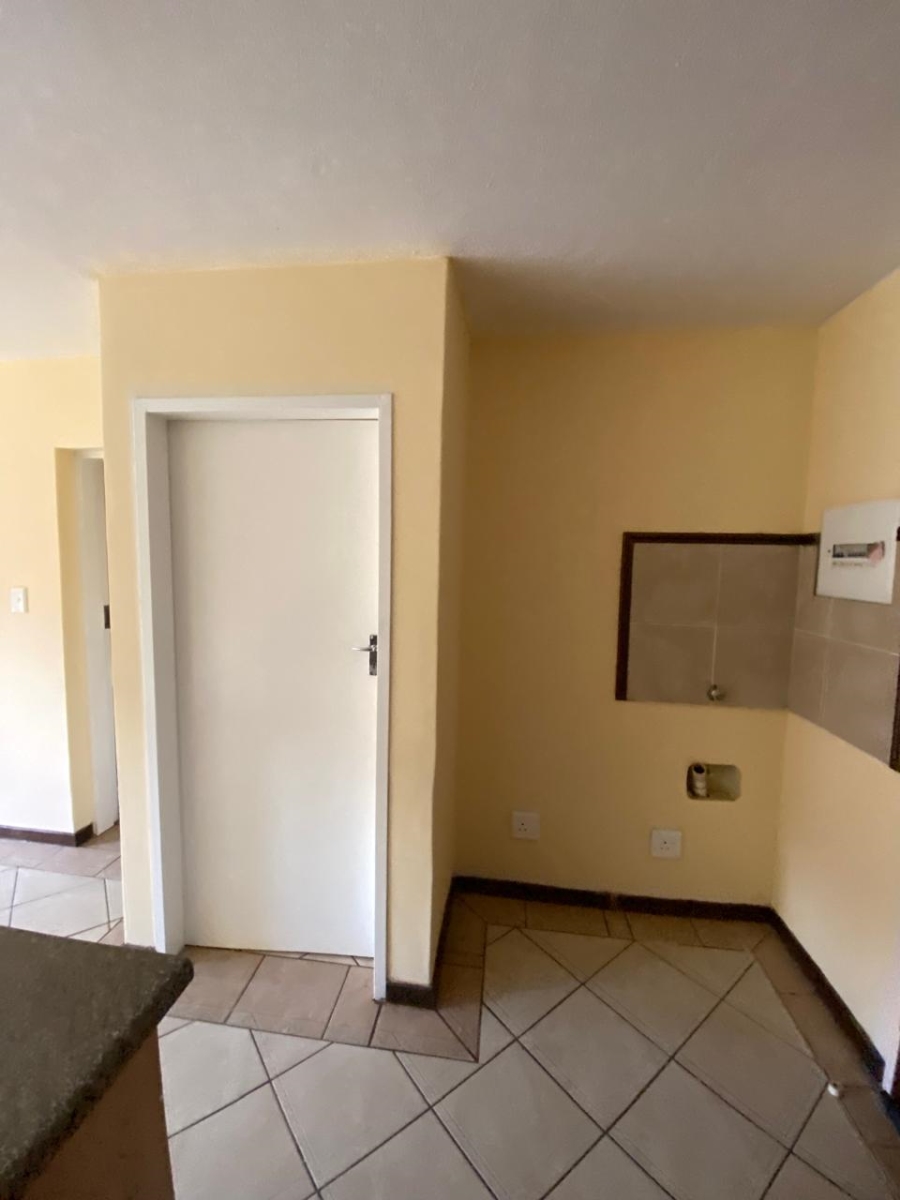 To Let 2 Bedroom Property for Rent in The Orchards Gauteng