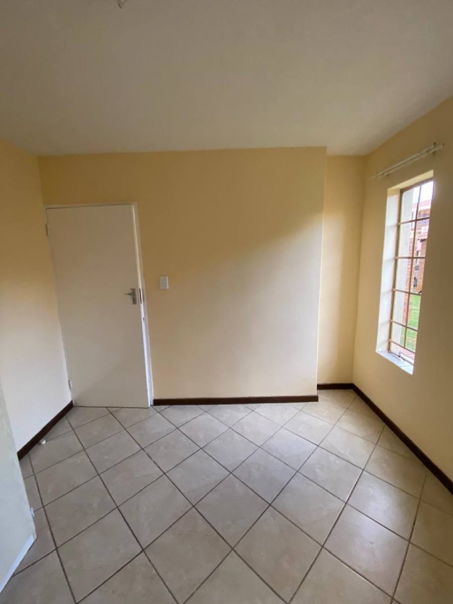 To Let 2 Bedroom Property for Rent in The Orchards Gauteng
