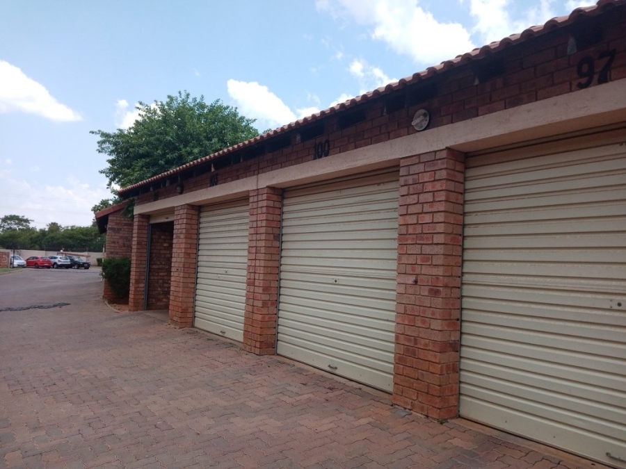 To Let 2 Bedroom Property for Rent in The Orchards Gauteng