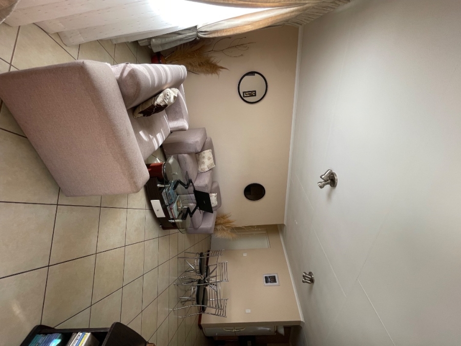 To Let 3 Bedroom Property for Rent in Noordwyk Gauteng