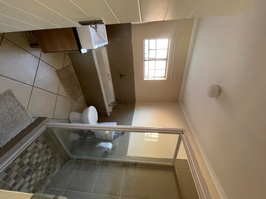To Let 3 Bedroom Property for Rent in Noordwyk Gauteng