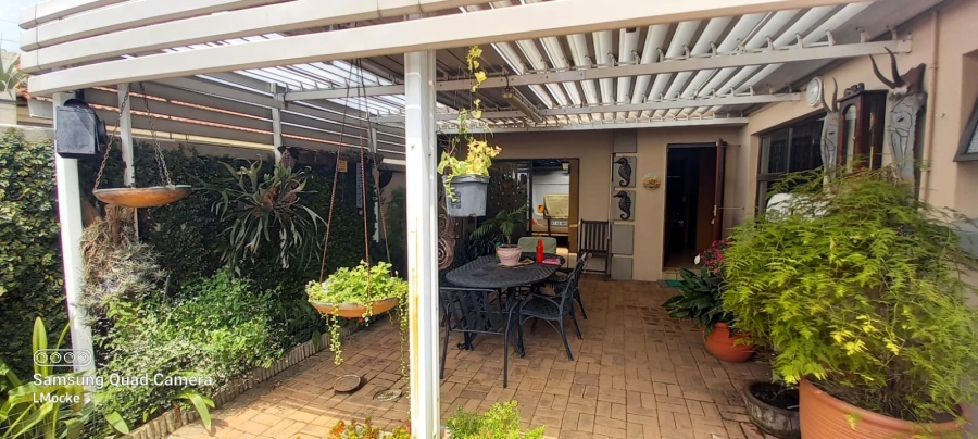3 Bedroom Property for Sale in Riversdale Gauteng