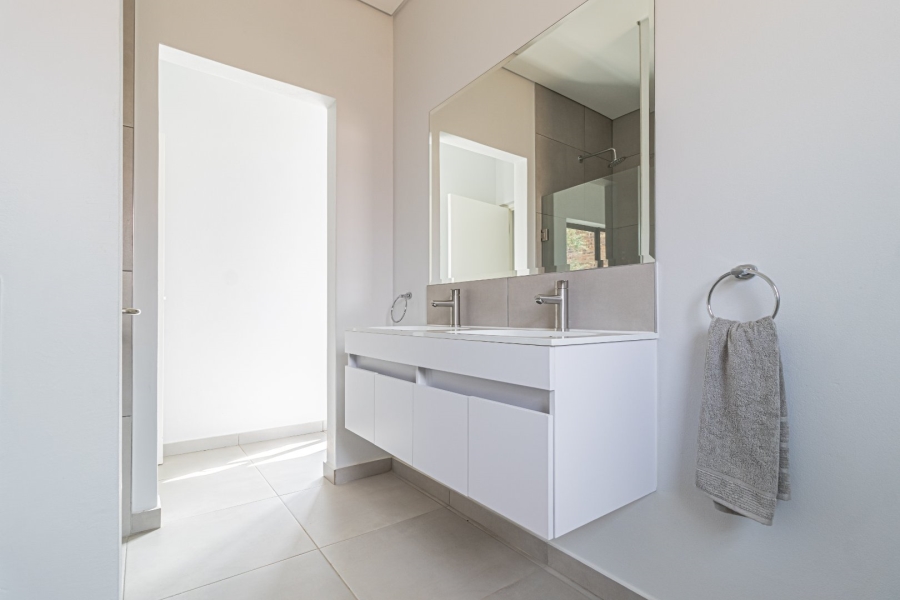 2 Bedroom Property for Sale in Avianto Estates Gauteng