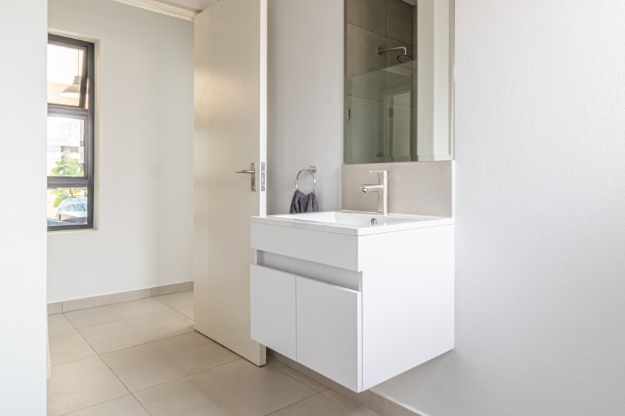 2 Bedroom Property for Sale in Avianto Estates Gauteng
