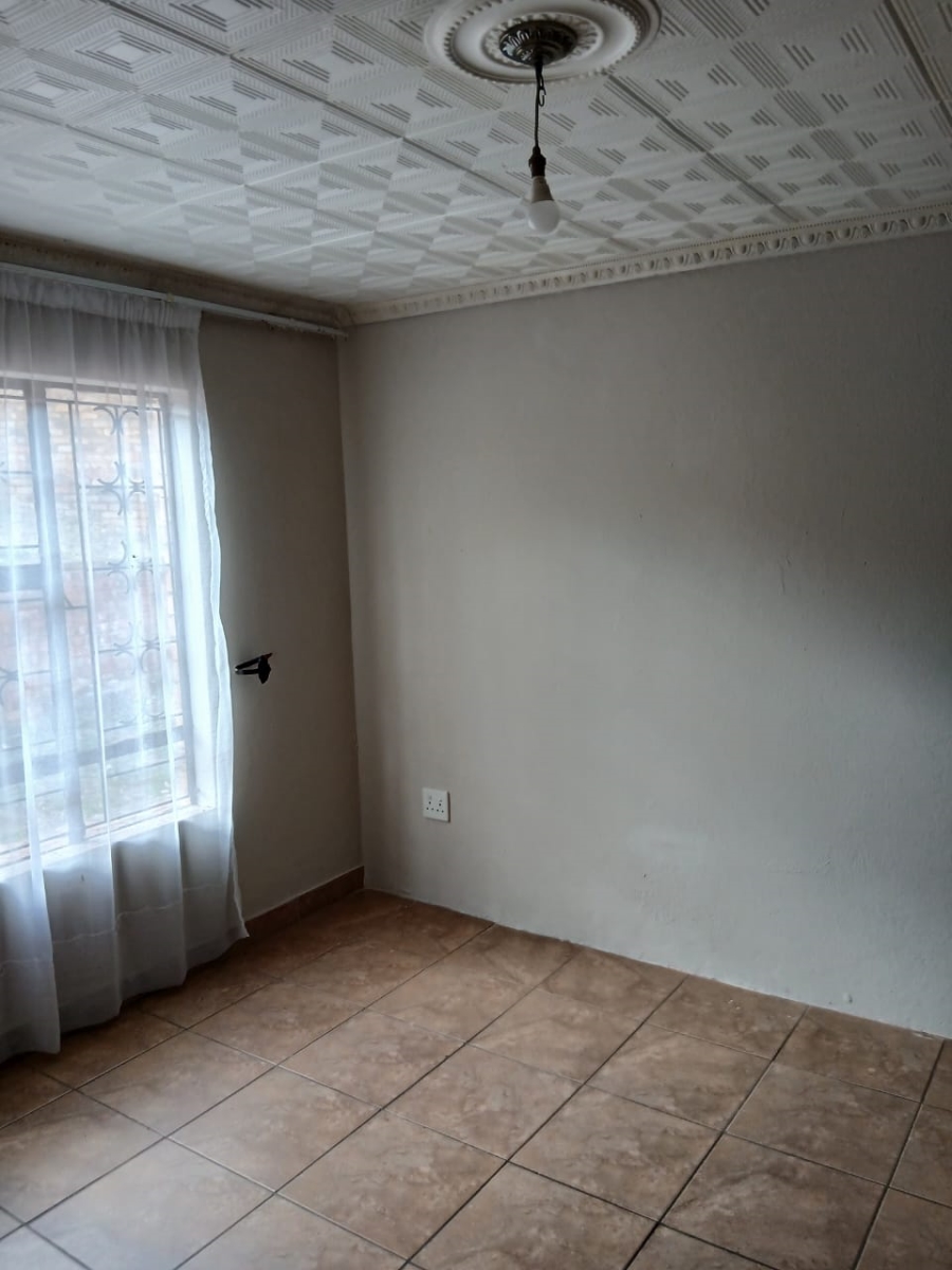 2 Bedroom Property for Sale in Danville Gauteng