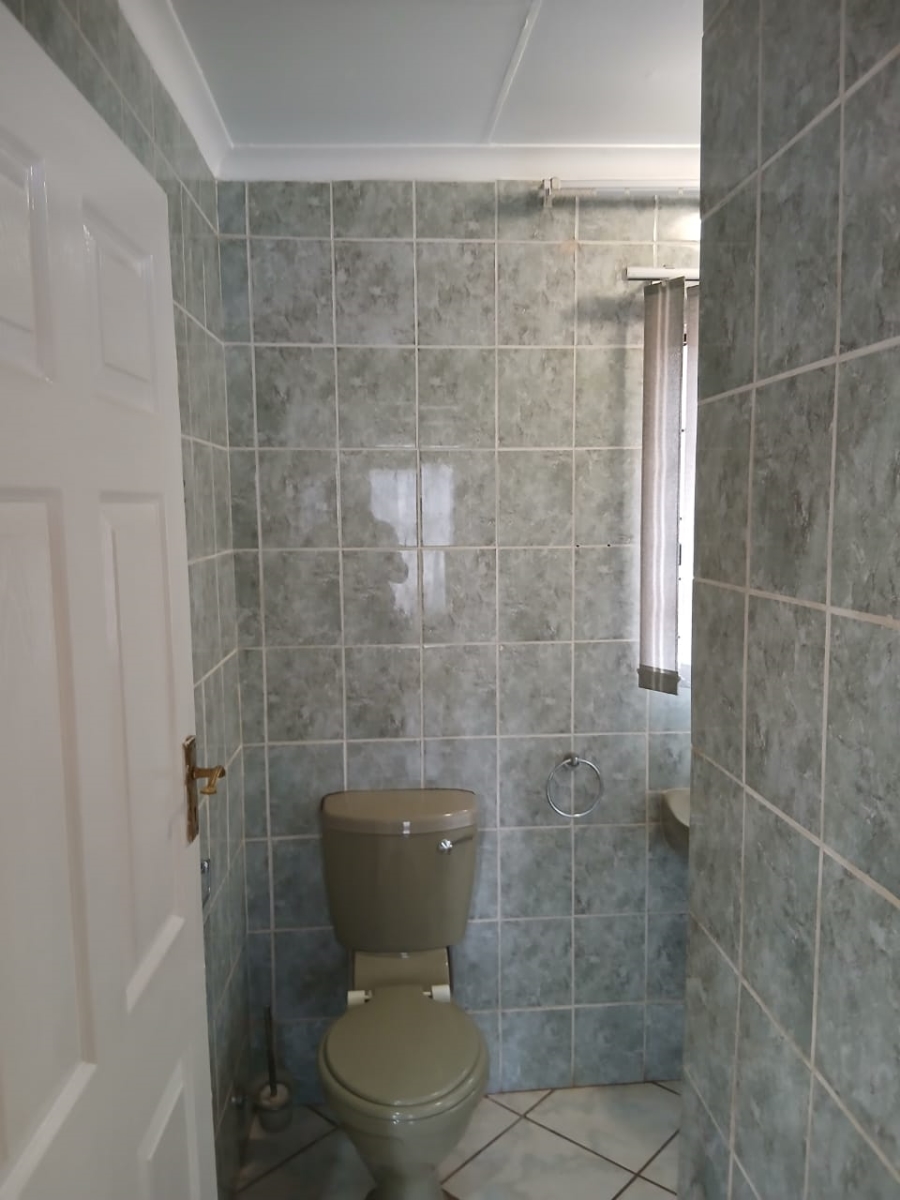 2 Bedroom Property for Sale in Danville Gauteng