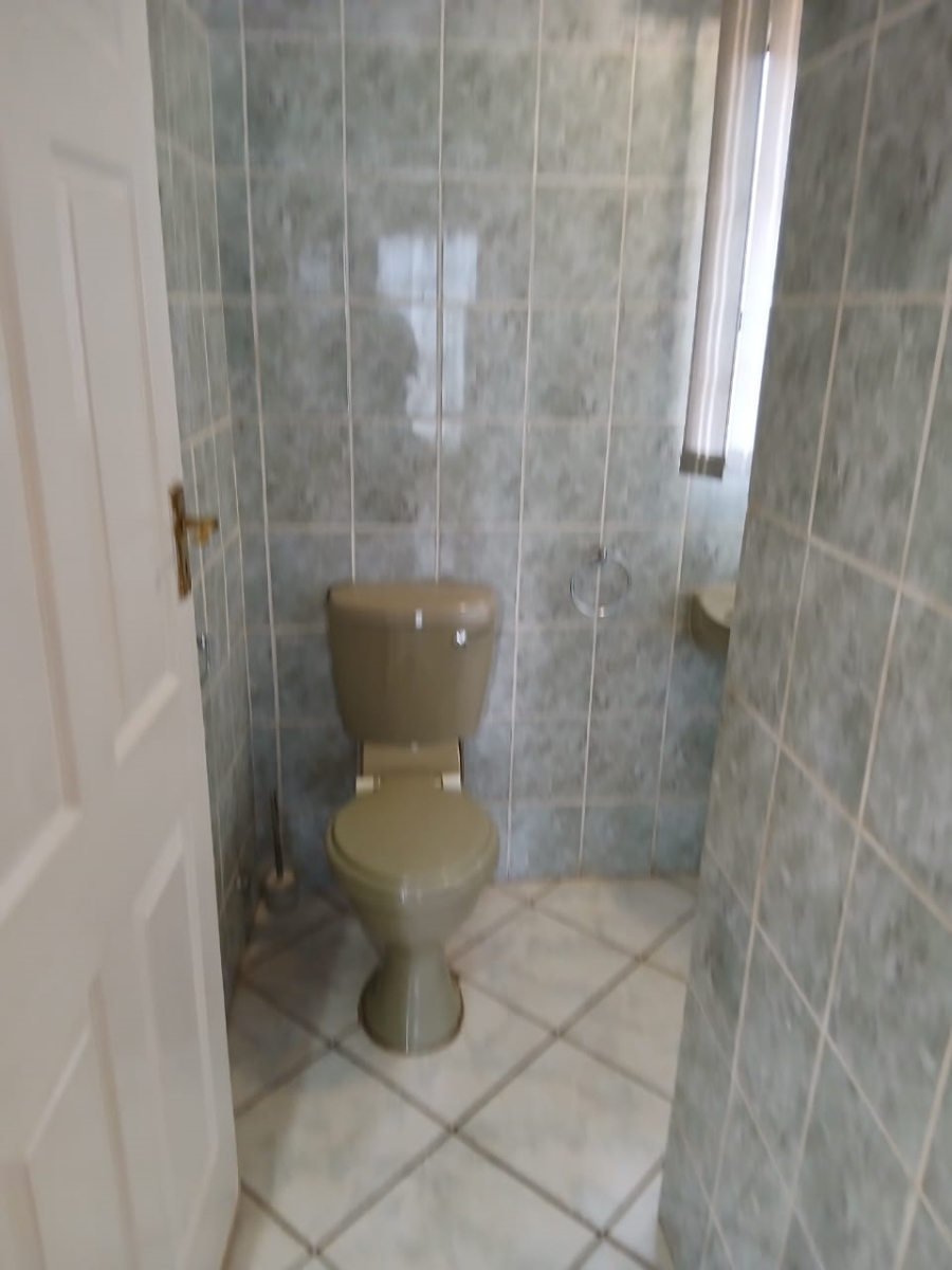 2 Bedroom Property for Sale in Danville Gauteng