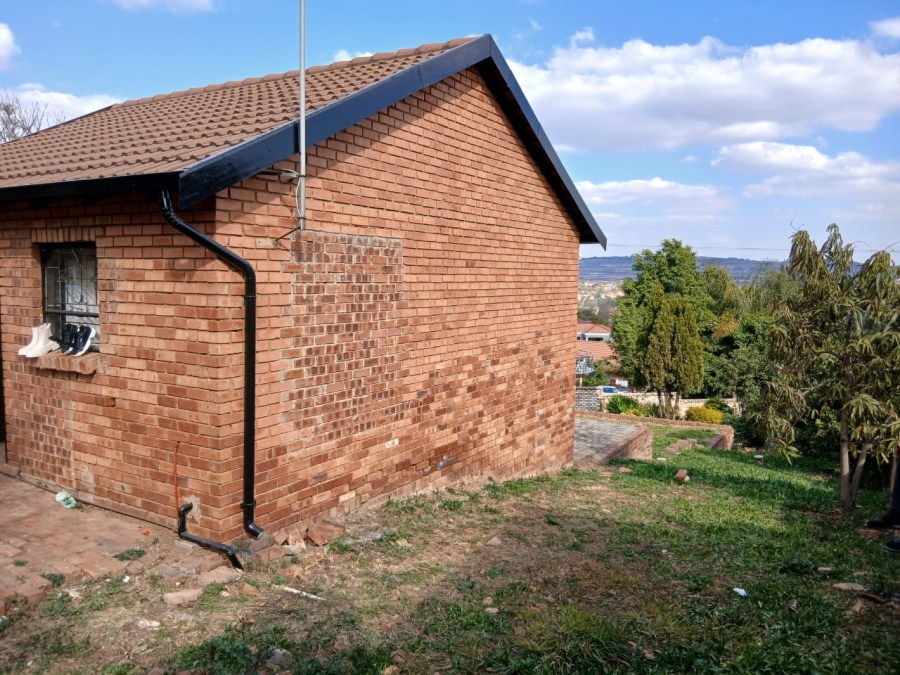 2 Bedroom Property for Sale in Danville Gauteng