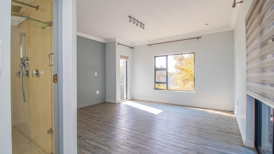 3 Bedroom Property for Sale in Serengeti Lifestyle Estate Gauteng