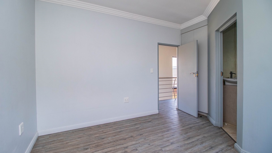 3 Bedroom Property for Sale in Serengeti Lifestyle Estate Gauteng