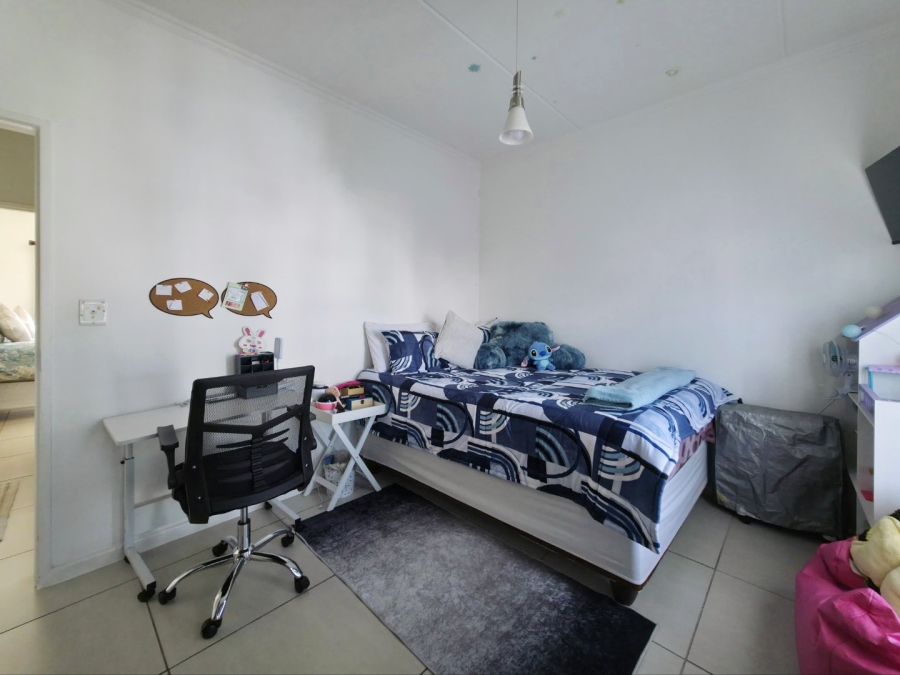 To Let 2 Bedroom Property for Rent in Greenstone Hill Gauteng