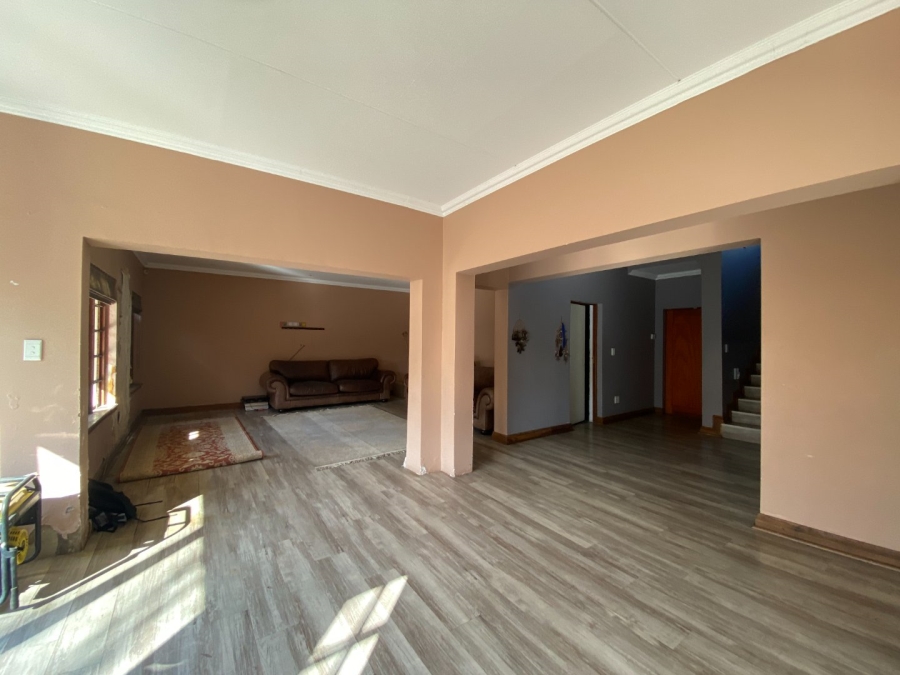 4 Bedroom Property for Sale in Craigavon Gauteng