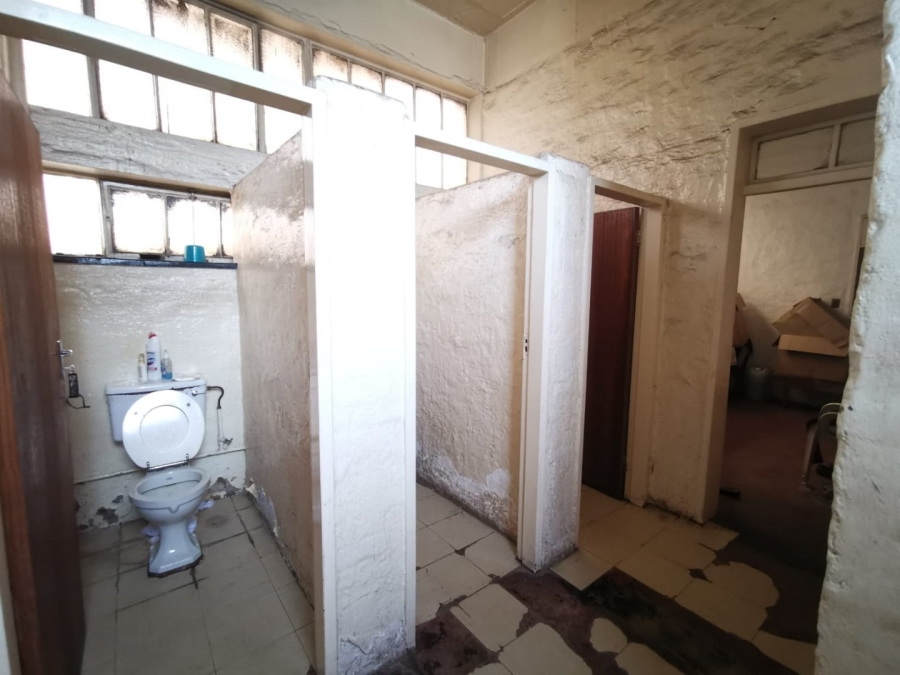  Bedroom Property for Sale in Doornfontein Gauteng