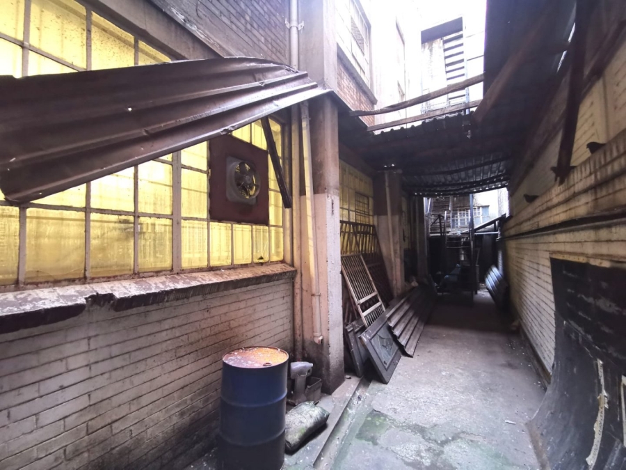  Bedroom Property for Sale in Doornfontein Gauteng