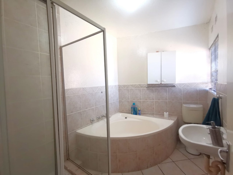 2 Bedroom Property for Sale in Winchester Hills Gauteng