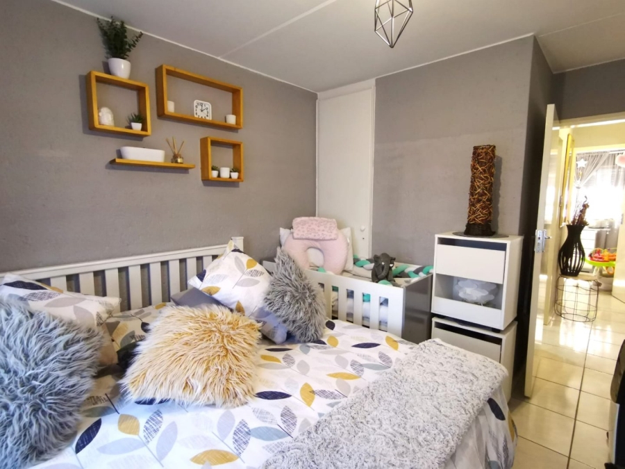 2 Bedroom Property for Sale in Winchester Hills Gauteng