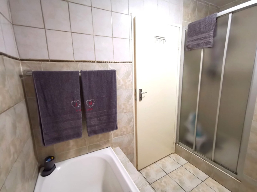 2 Bedroom Property for Sale in Winchester Hills Gauteng