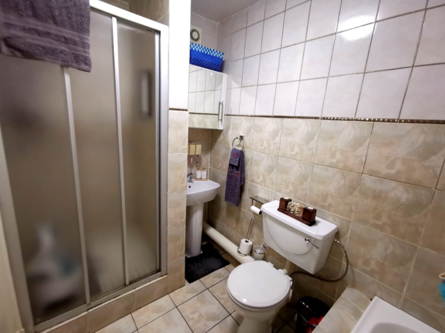 2 Bedroom Property for Sale in Winchester Hills Gauteng